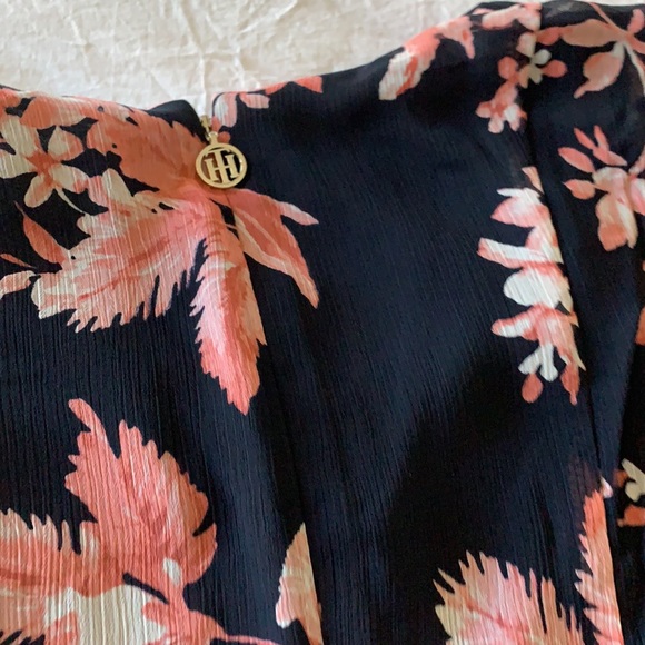 NWT Tommy Hilfiger ruffled dress - Picture 5 of 6